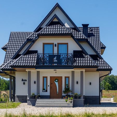 Wolfpack Guest House Бялка Татранска Екстериор снимка