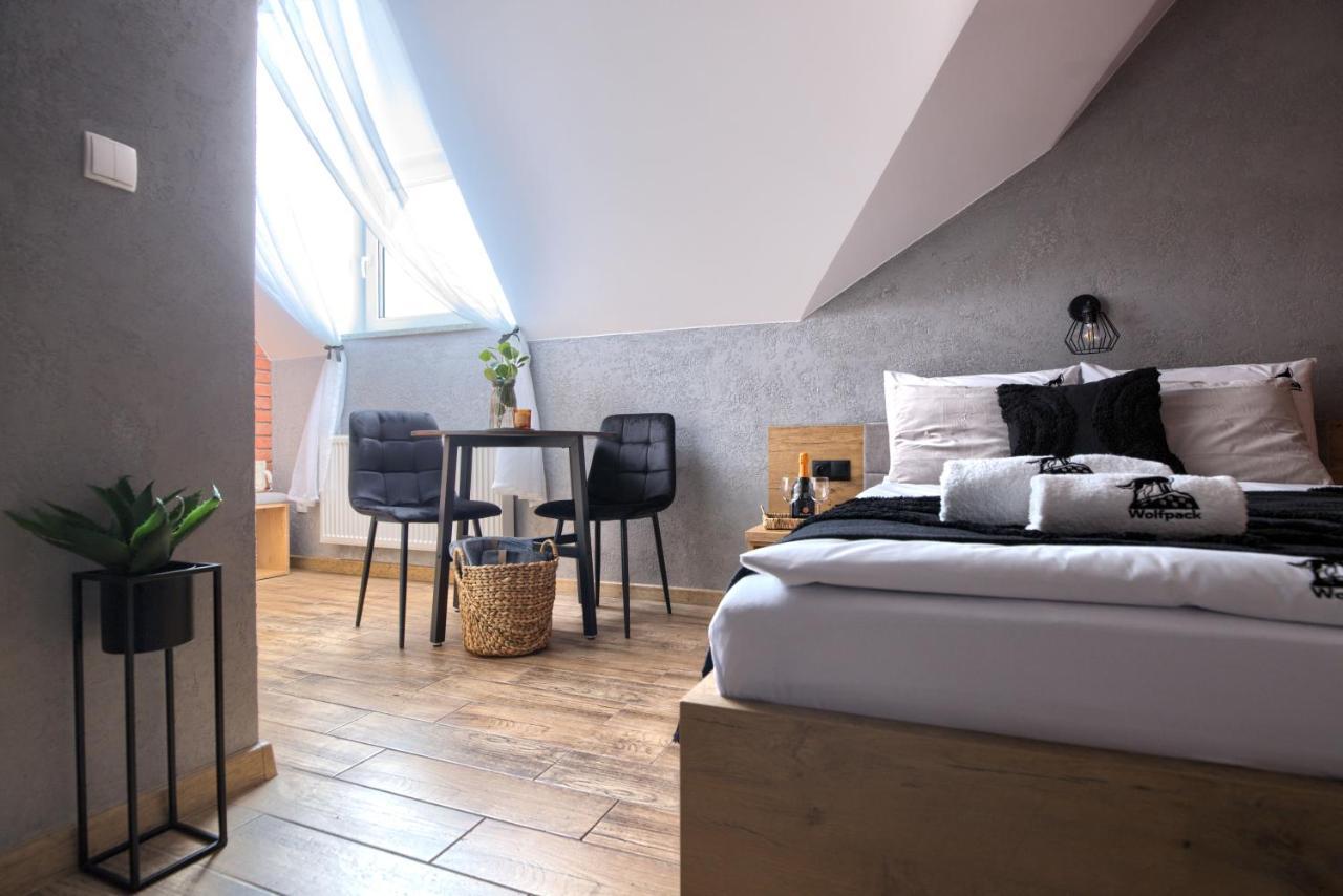Wolfpack Guest House Бялка Татранска Екстериор снимка