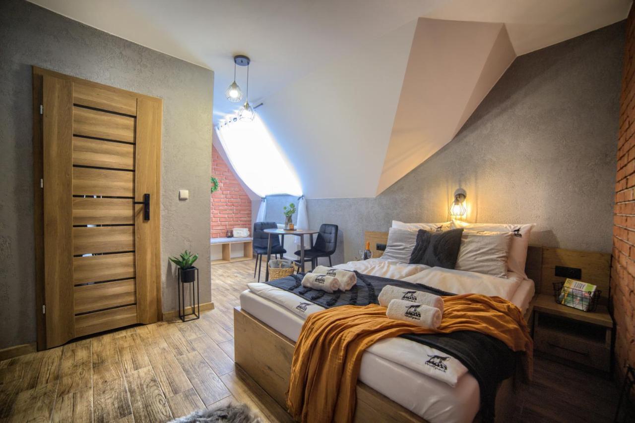 Wolfpack Guest House Бялка Татранска Екстериор снимка