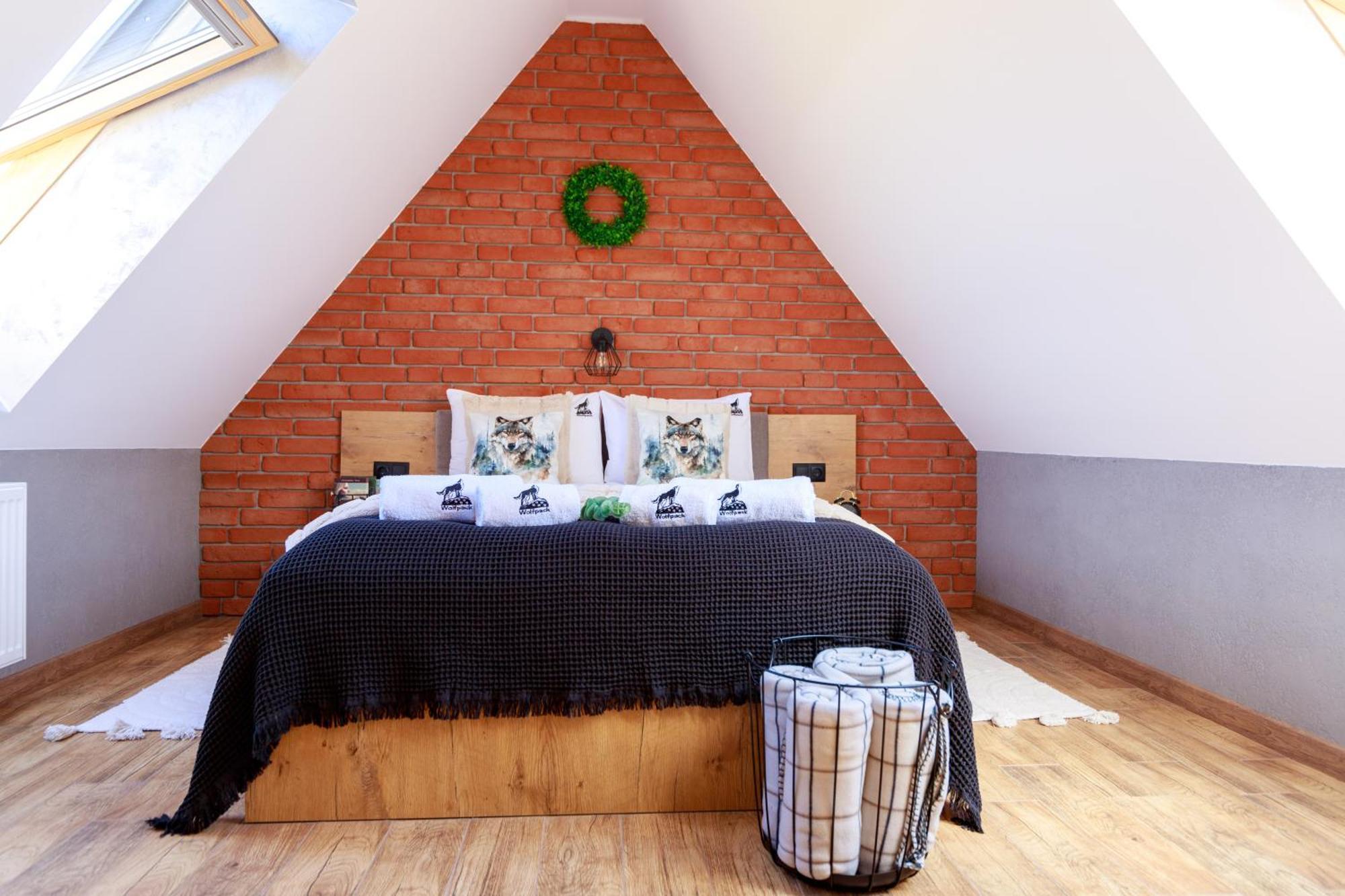 Wolfpack Guest House Бялка Татранска Екстериор снимка