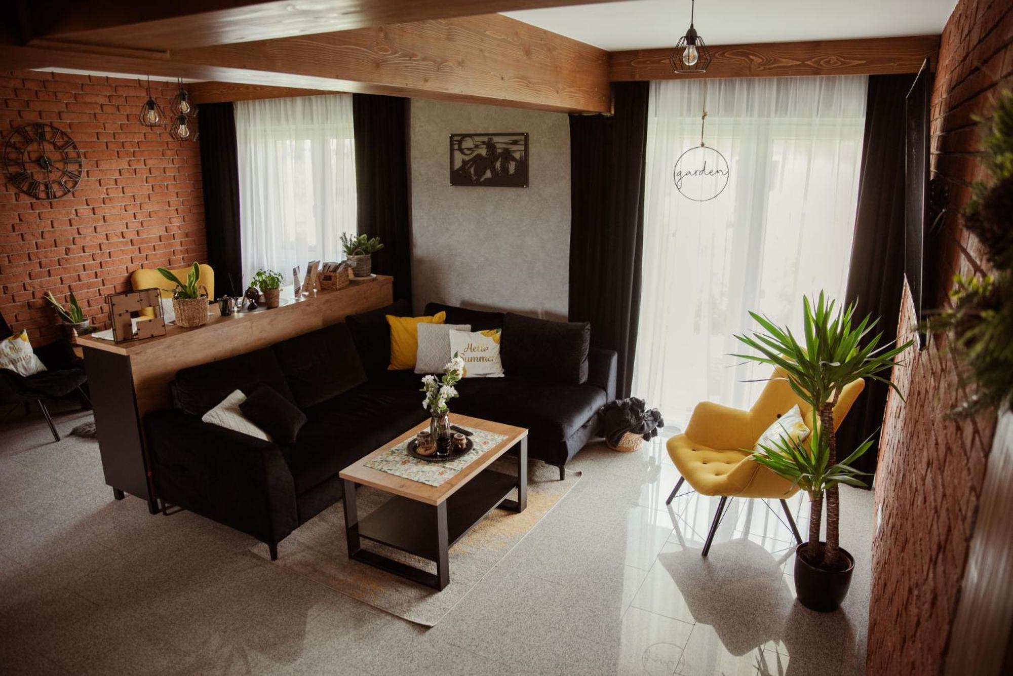 Wolfpack Guest House Бялка Татранска Екстериор снимка